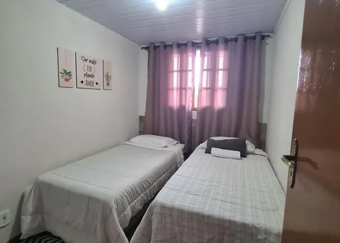 Hospedagem Doce Lar Casa Violeta