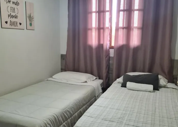 Hospedagem Doce Lar Casa Violeta
