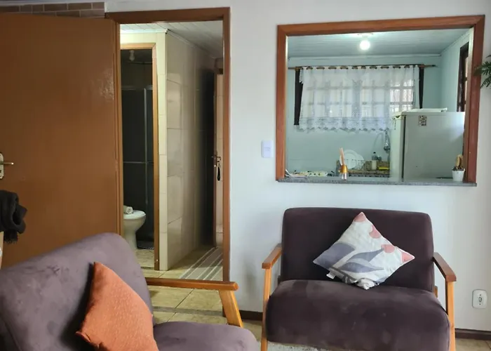 Hospedagem Doce Lar Casa Violeta